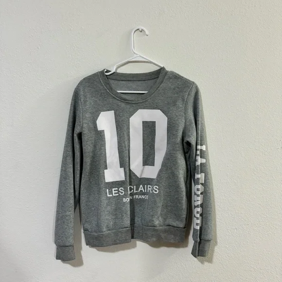 Grey Sweater - Picture 1 of 5